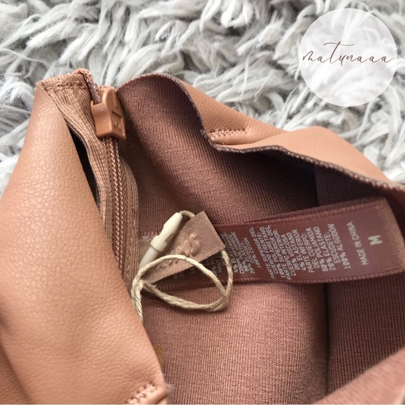 Skims Faux Leather Mock Neck Bodysuit in Sienna M - Picture 3 of 5